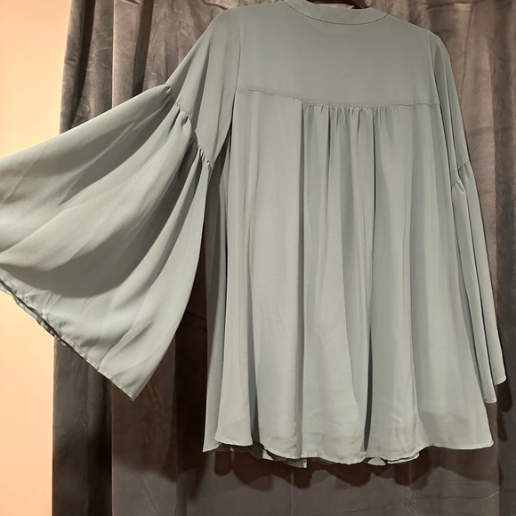 Show Me Your MuMu Light Blue Tunic Top - Picture 3 of 4